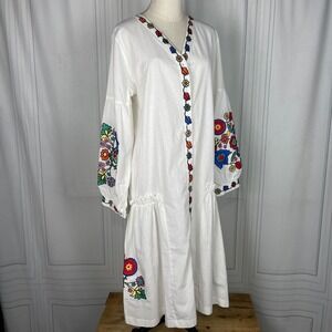 Floral Embroidered V-Neck Midi Dress/Cover-up - Long Sleeve - White‎ - Small